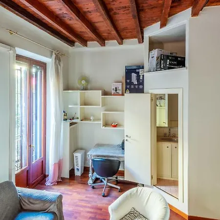 Апартаменты Cozy And Fancy Studio On The Navigli By Easylife *
